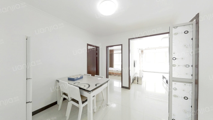 保利上河雅苑北区全阳两居室户型方正