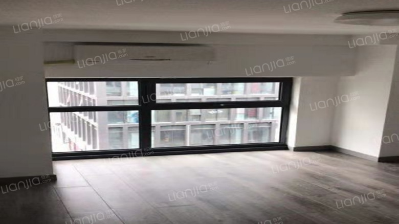 宝龙城市广场(青浦) 3室2厅 5300元