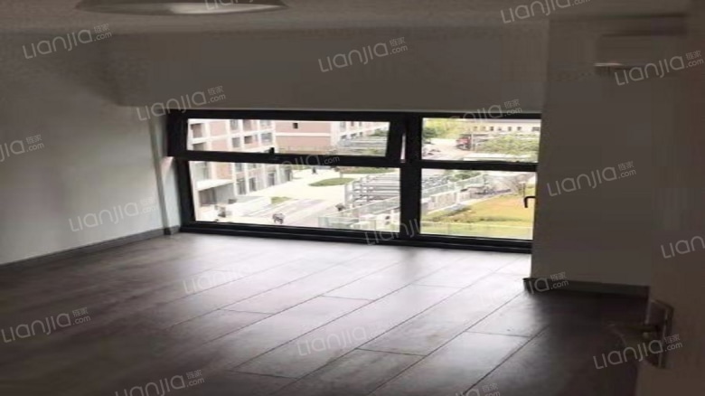 宝龙城市广场(青浦) 3室2厅 5300元