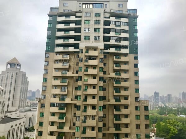 鸿艺豪苑,精装修2房带大阳台,10号线上图站,景观好