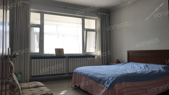 经十东路山东技师学院宿舍有房产证1,2复式一楼带院