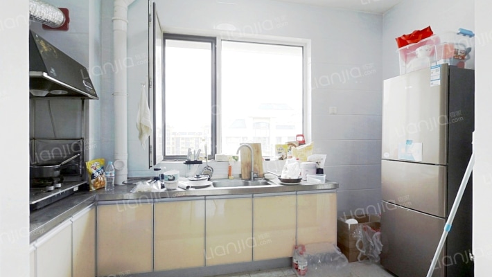 常春藤经典两室 视野开阔 环境优美 出入方便