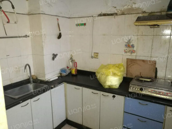 沾化路9-21(单数) 1室0厅1卫 32平米 1600