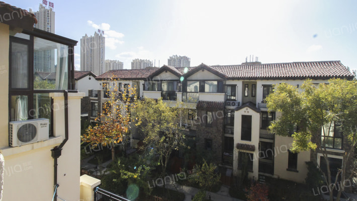 精装上叠院,实木家具,带车位,带露台和小院