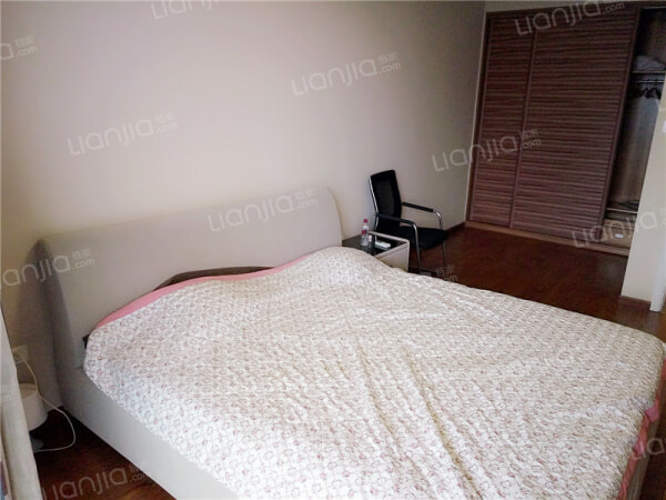 首座 3室2厅 10000元_成都桐梓林首座租房(成