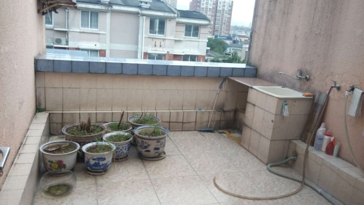绿城带露台超大房子,跃层稀缺户型,中心位置非常安静