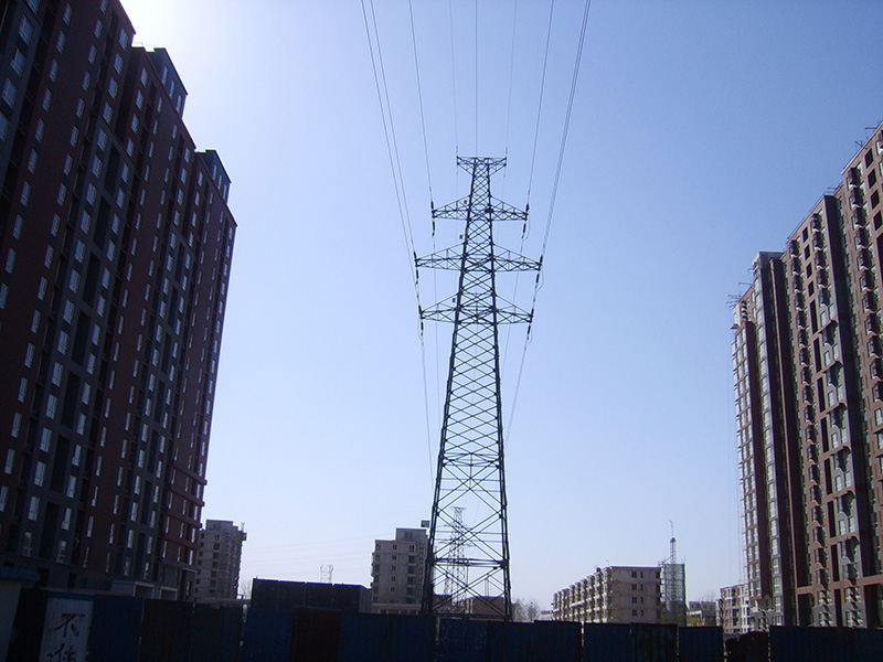 高压电线在城市居民用电负荷密集地区随处可见,它对居住有什么影响?