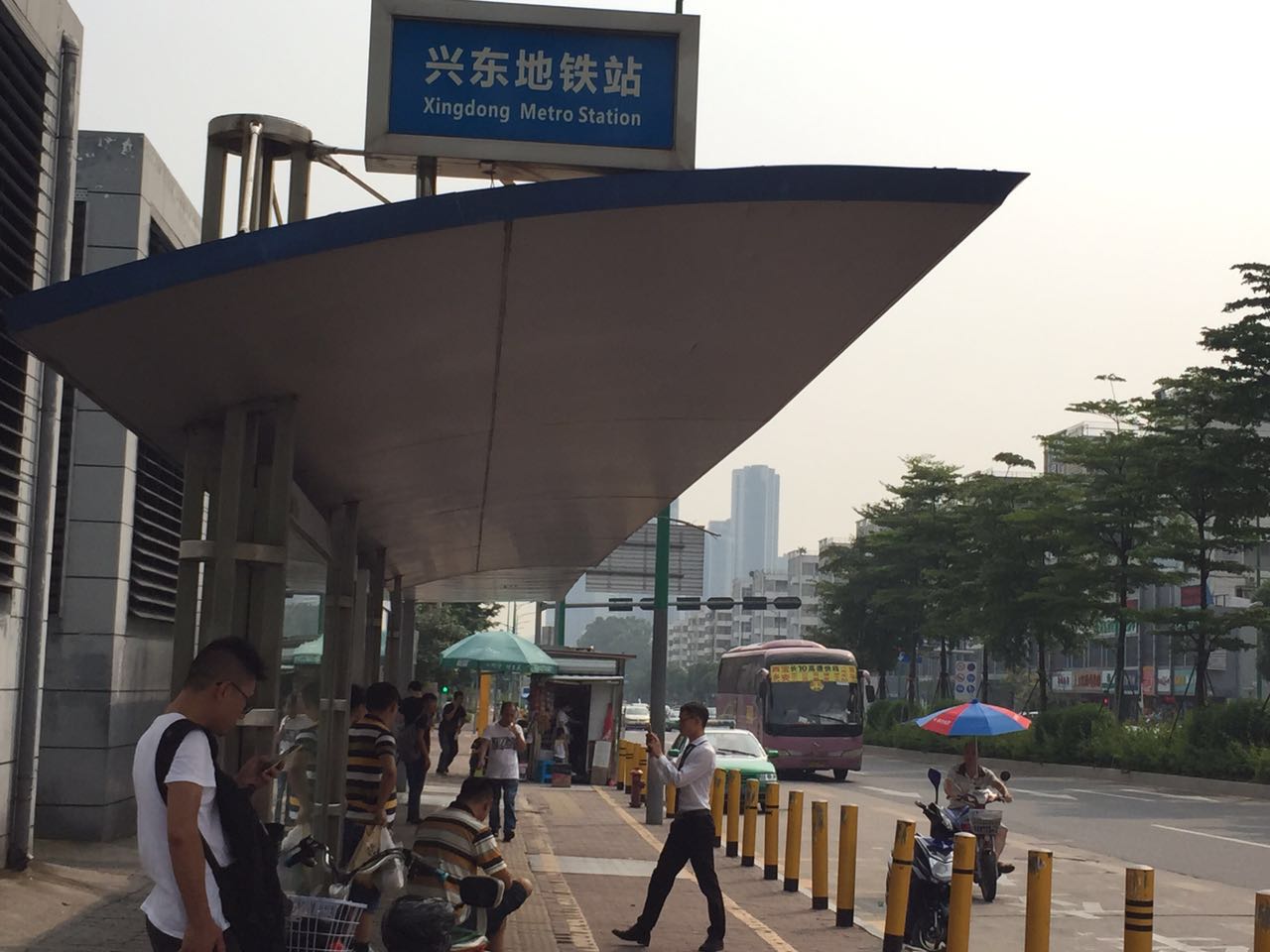 兴东地铁站(重点1)-鸿威工业区-庭威工业区-留仙一路-高新奇工业园