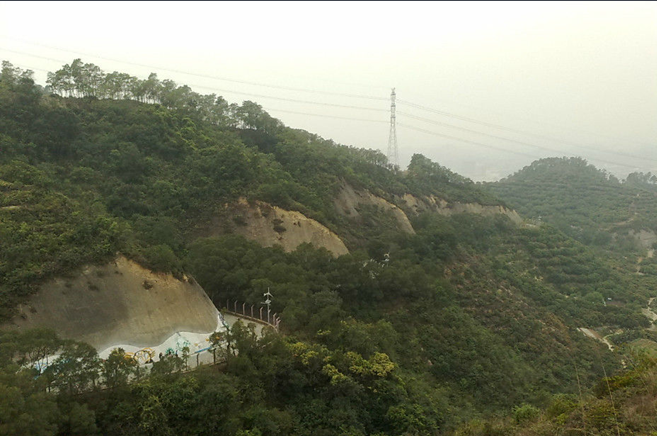 梅林一村八区的周边有梅林公园,梅林水库,塘朗山等!