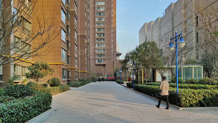西安龙城铭园二期房源|户型图|小区车位|交通地址详情分析(链家网)