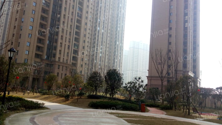 汉口城市广场房源|户型图|小区车位|交通地址详情分析!