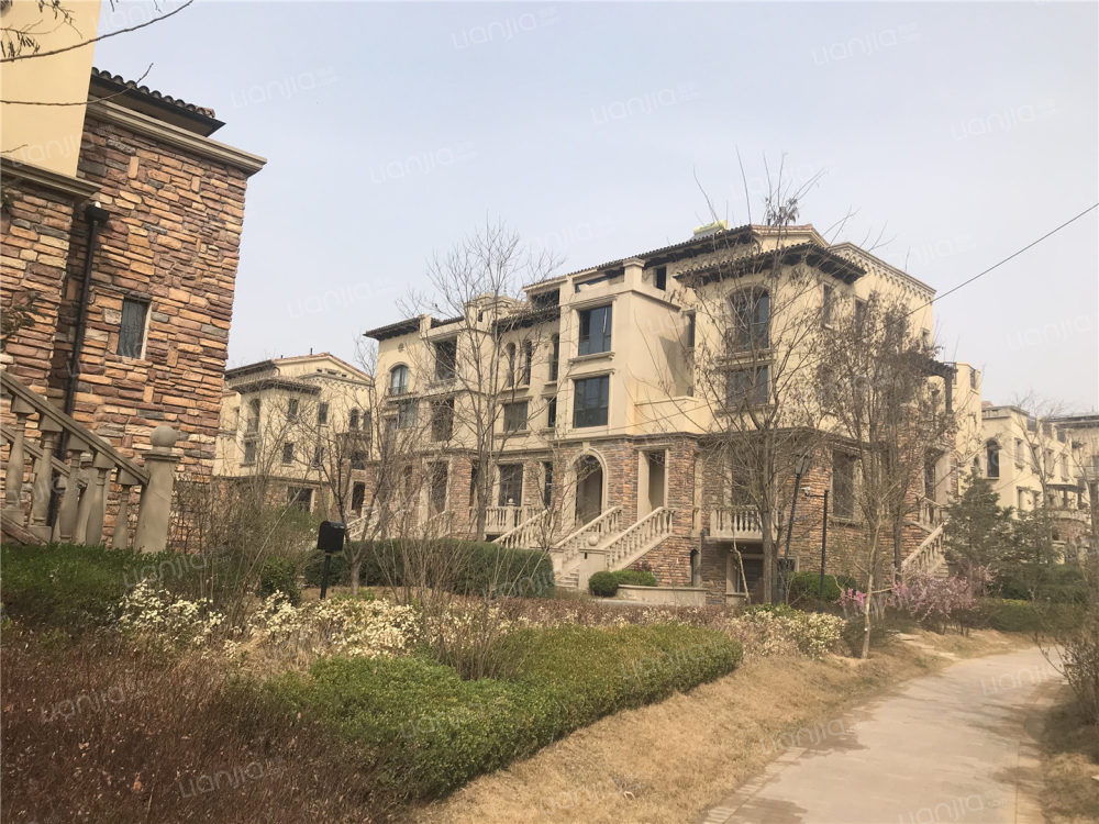 绿地山鼎庄园图片_绿地山鼎庄园实景图(太原链家新房)