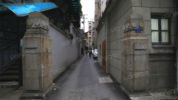 武汉青岛路房价怎么样青岛路房源户型图小区车位交通地址详情分析