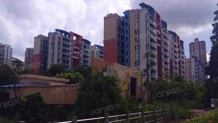 东莞珠江骏景高尔夫花园房价怎么样珠江骏景高尔夫花园房源户型图小区