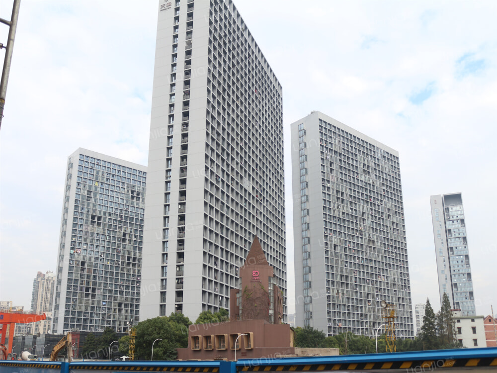 (滨江彩虹城)滨盛路4307号 关注小区 273位用户已关注 分享此小区