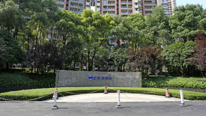 重庆龙湖紫都城房价怎么样龙湖紫都城房源户型图小区车位交通地址详情