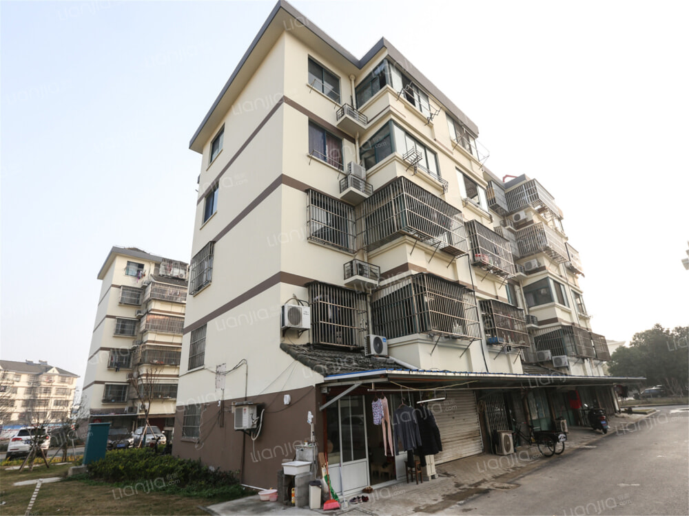 (昆山玉山城西)城北西路辅路红杨花园 关注小区 76位用户已关注 分享