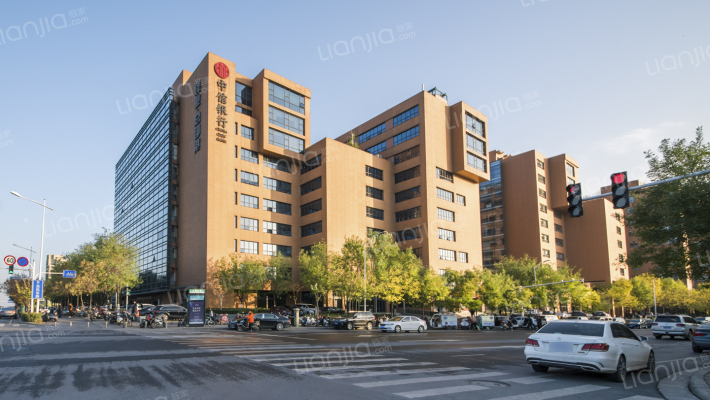 郑州建业总部港房价怎么样建业总部港房源户型图小区车位交通地址详情