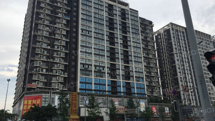 成都金府国际房价怎么样金府国际房源户型图小区车位交通地址详情分析