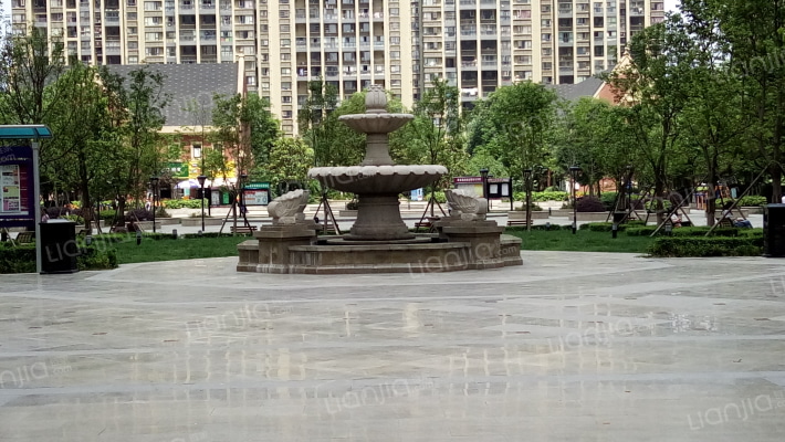 成都果壳里的城房价怎么样果壳里的城房源户型图小区车位交通地址详情