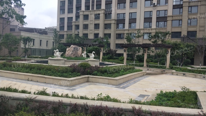 滨江凯旋门