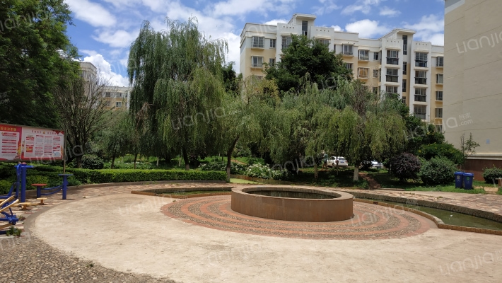 昆明怡和小区房价怎么样怡和小区房源户型图小区车位交通地址详情分析