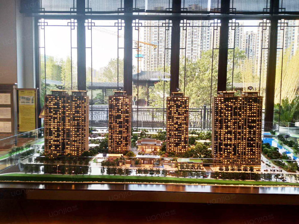建发央著相册