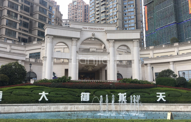 恒大御龙天峰