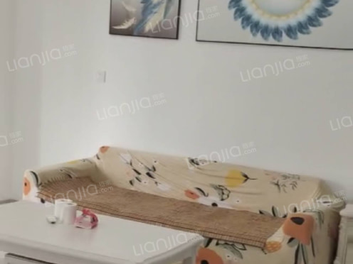 整租·高铁2号 5室2厅 南