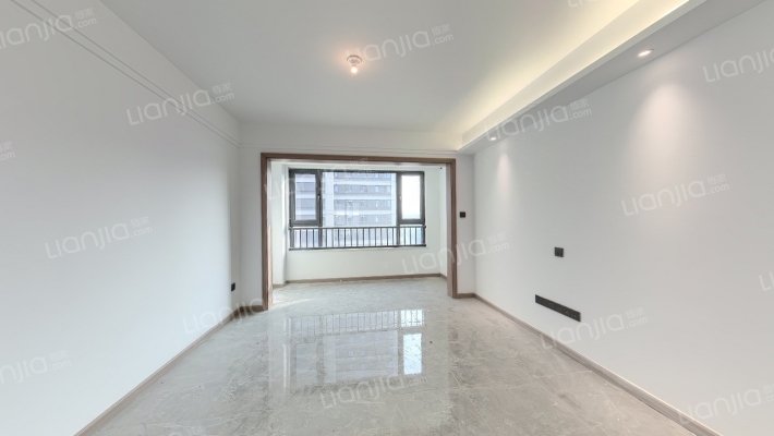 中铁卓越城二手房实景图