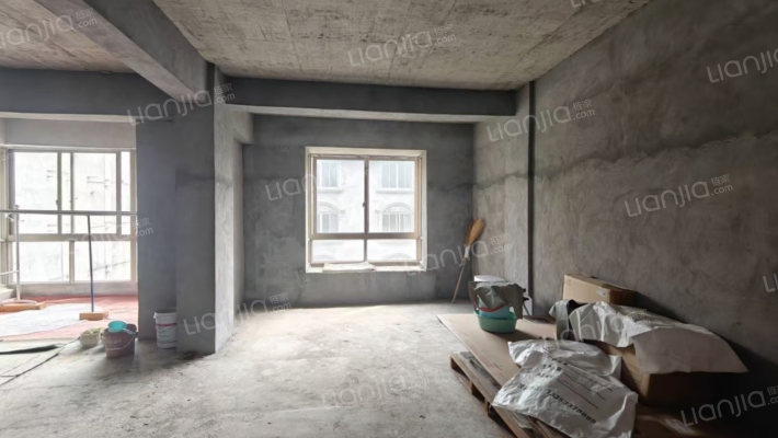 华建路二手房实景图