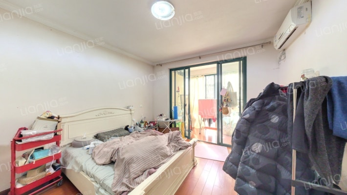 枫泽苑二手房实景图