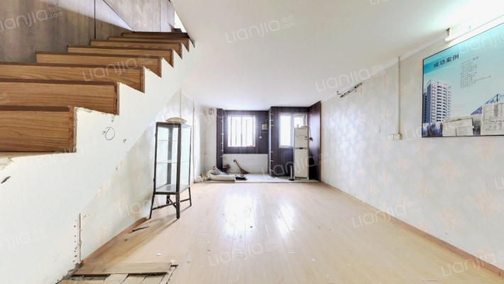 南国大家装二手房实景图