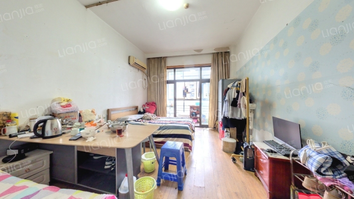 嘉利公寓二手房实景图