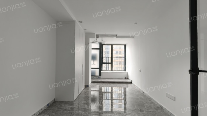 明月豪庭二手房实景图