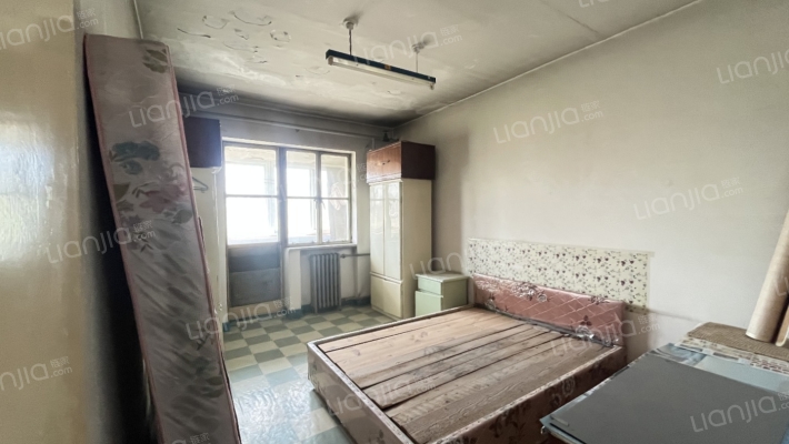 永济秀园  南北通透两居室高楼层采光好-卧室A