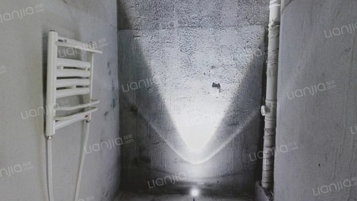 汇元学府一号 2室1厅 南-卫生间