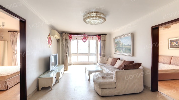 首座绿洲二手房实景图