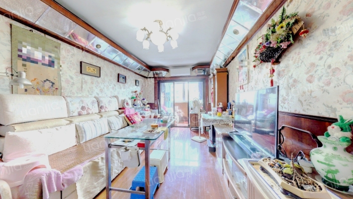 佳木斯路124号二手房实景图