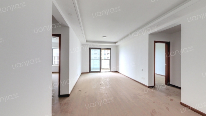 金辉优步湖畔二手房实景图