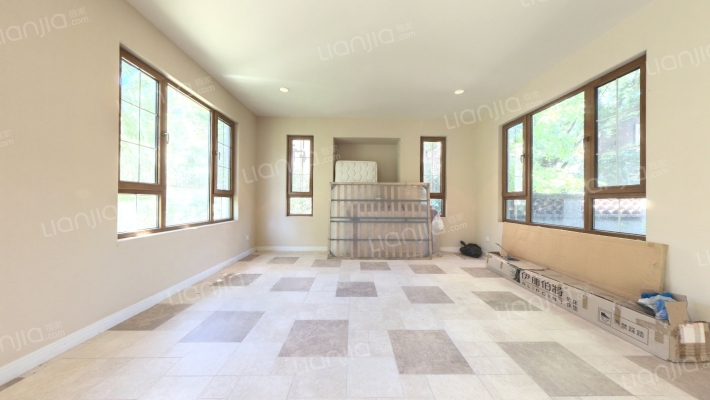 纳帕尔湾二手房实景图