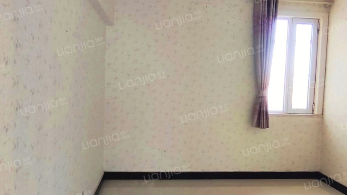 德信公园旁 翡翠城大两居 中间楼层 随时看房-卧室B