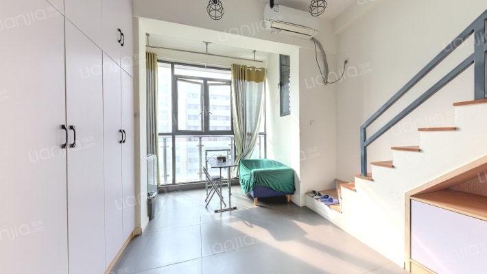 金轮星光名座二手房实景图