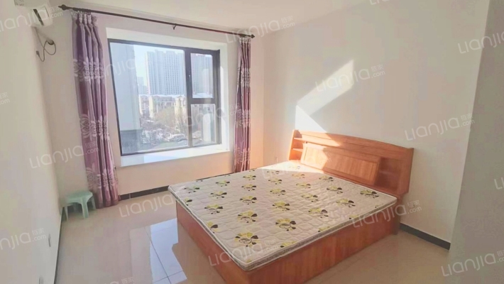 此房满二年，楼层好，视野好，全天采光，-卧室A