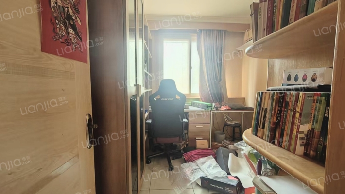 学园小区 3室2厅 南 北-卧室C