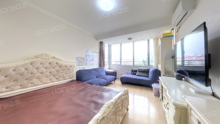 南泉路1317号小区二手房实景图