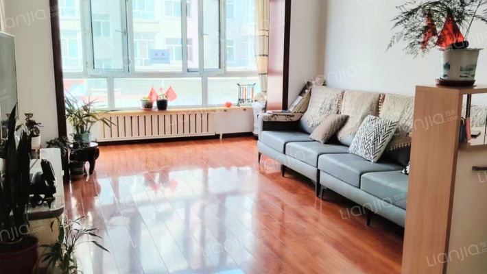 天富名苑二手房实景图