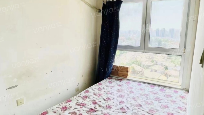 弘德缘房本满二好楼层，朝西，无遮挡，采光好，-卧室