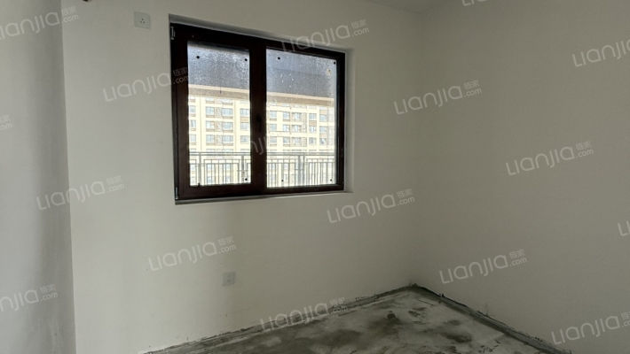 鸿坤理想尔湾 南北 通透三居 精装修没住过-卧室C