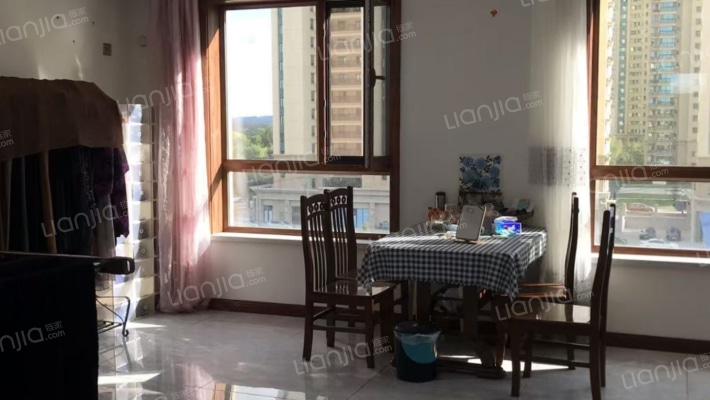 水岸观邸二手房实景图